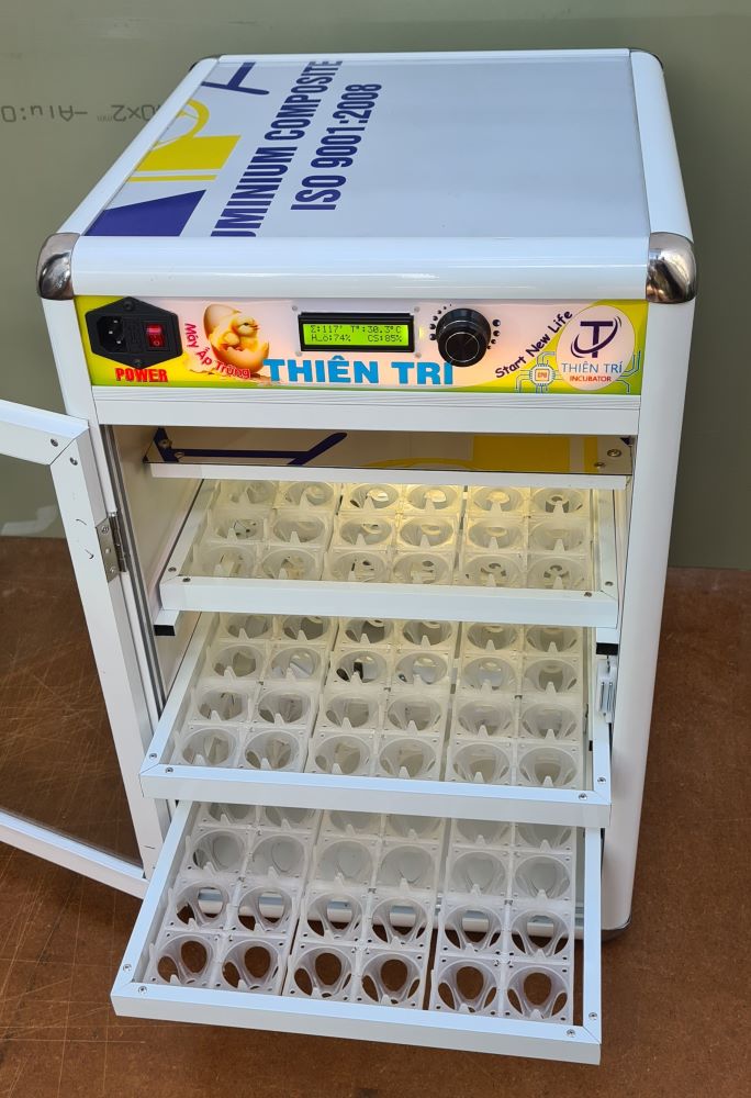 máy ấp trứng mini Thiên Trí 100 trứng tiết kiệm điện